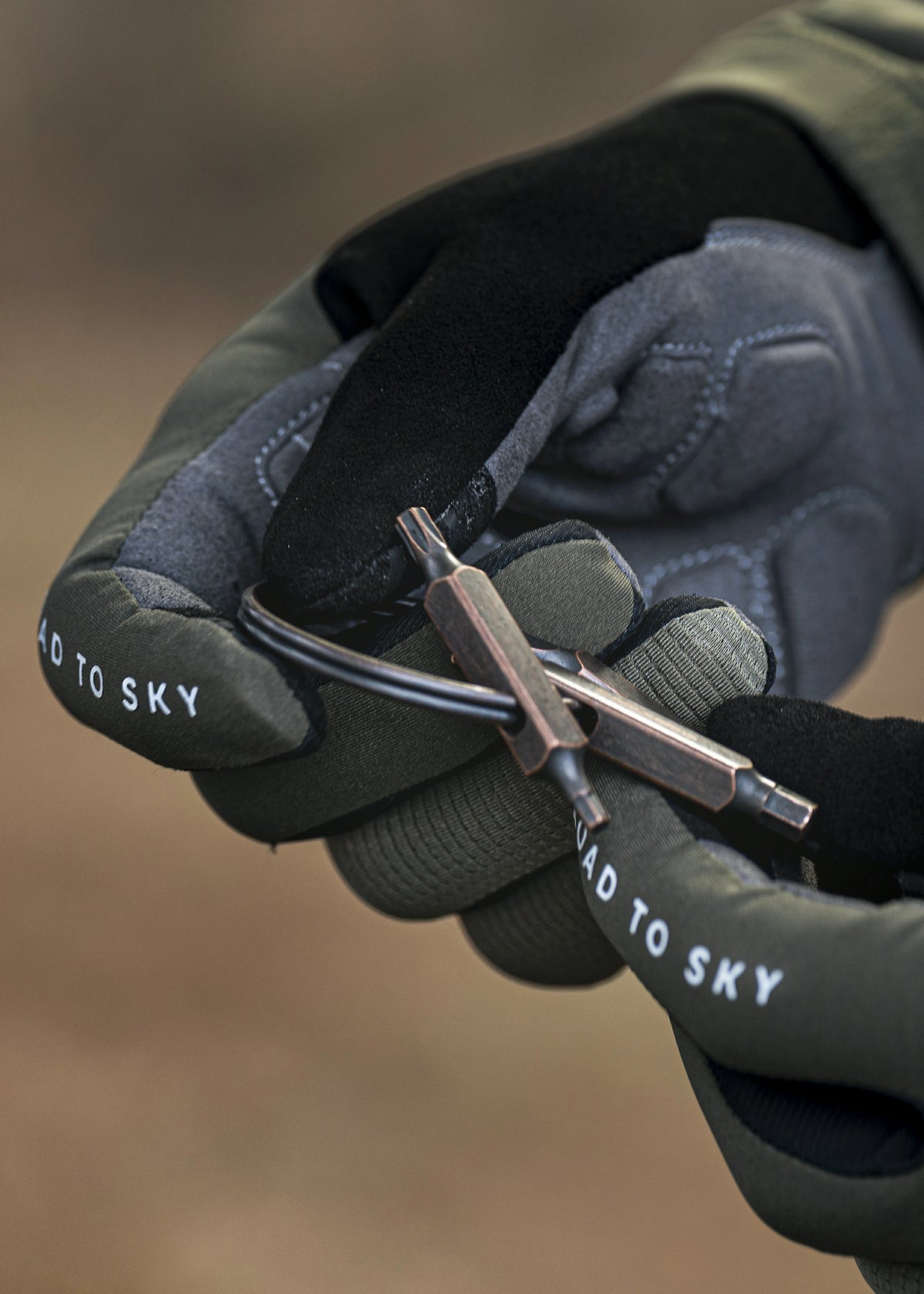 ROCKBROS Key Ring Tool Set Lightweight Multi-Tool for Easy Travel-Road to Sky