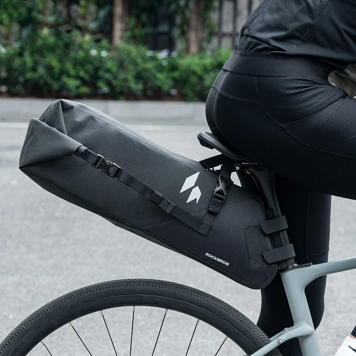 Bolsa trasera impermeable para bicicleta RideMate 13L