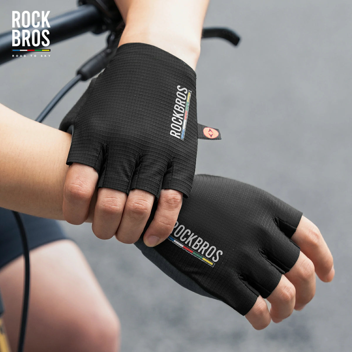 ROAD TO SKY Elastic Interface® Cycling Short Finger Gel Padded Gloves