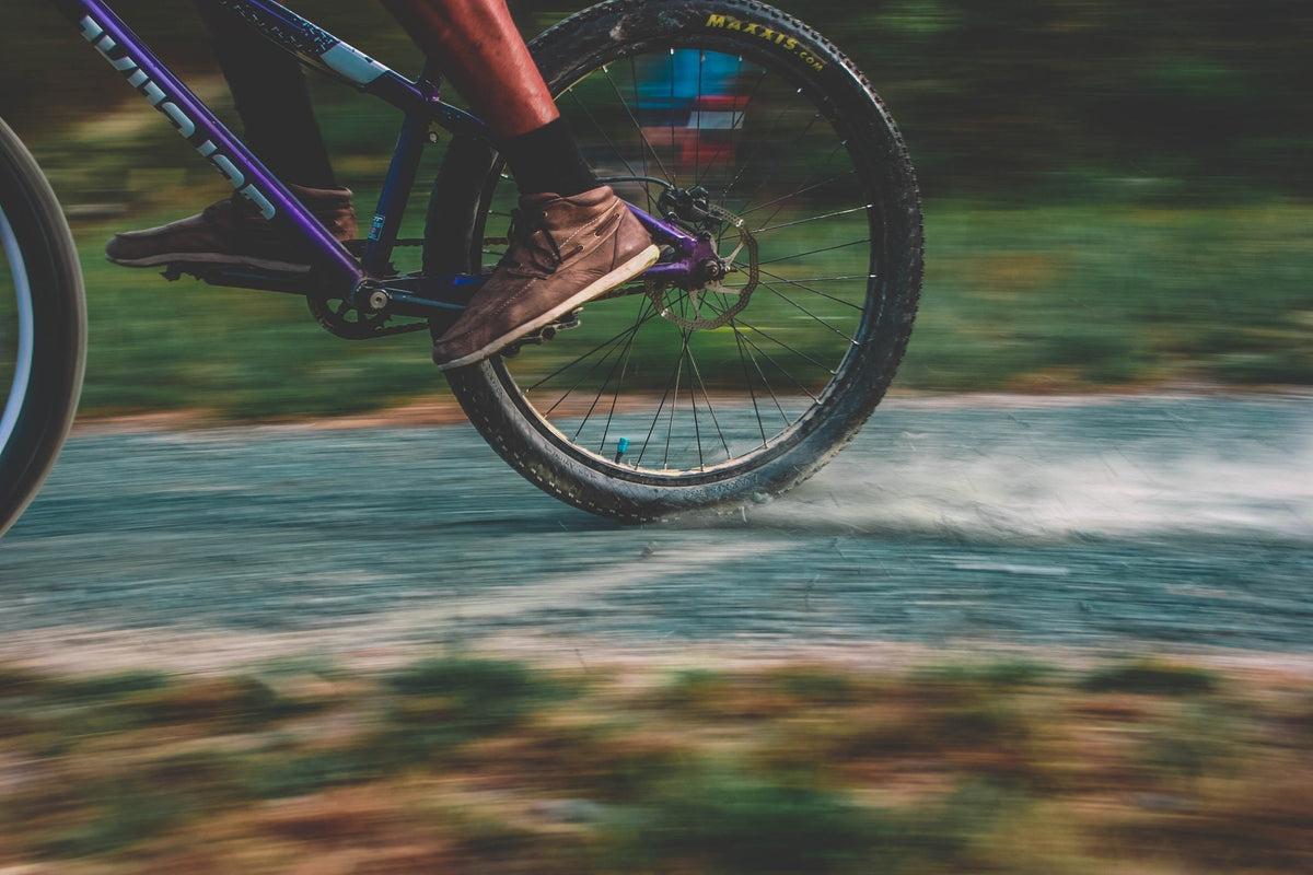 1600 Lumens to Light Up the Night: ROCKBROS Smart Bike Headlight for Safer Rides