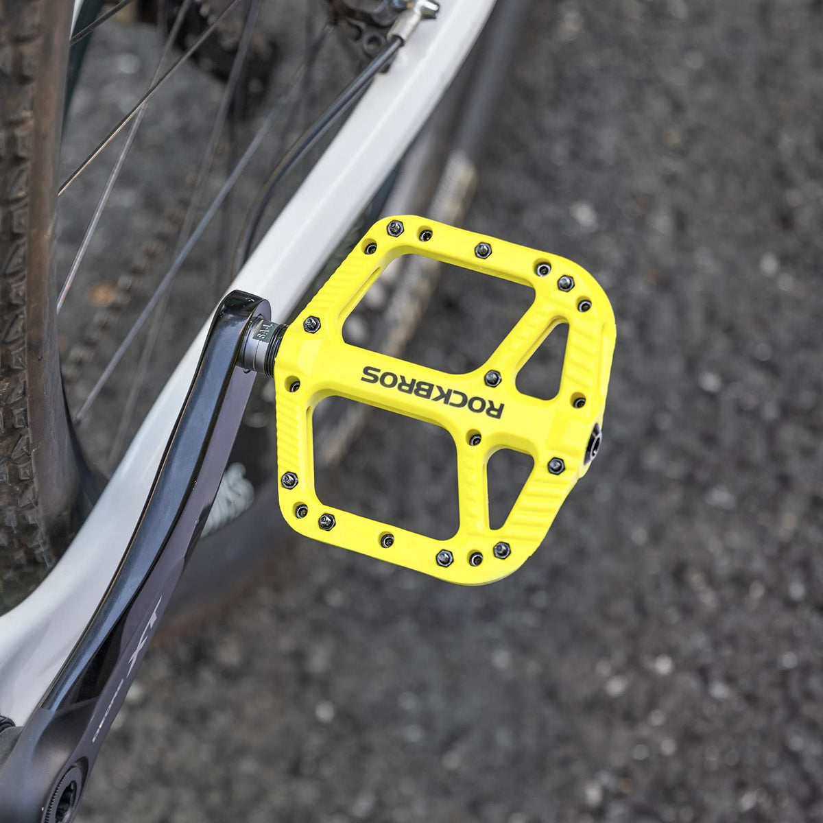 ROCKBROS Mountain Bike Pedals Nylon Composite Bearing 9/16" MTB Bicycle Pedals with Wide Flat Platform - ROCKBROS