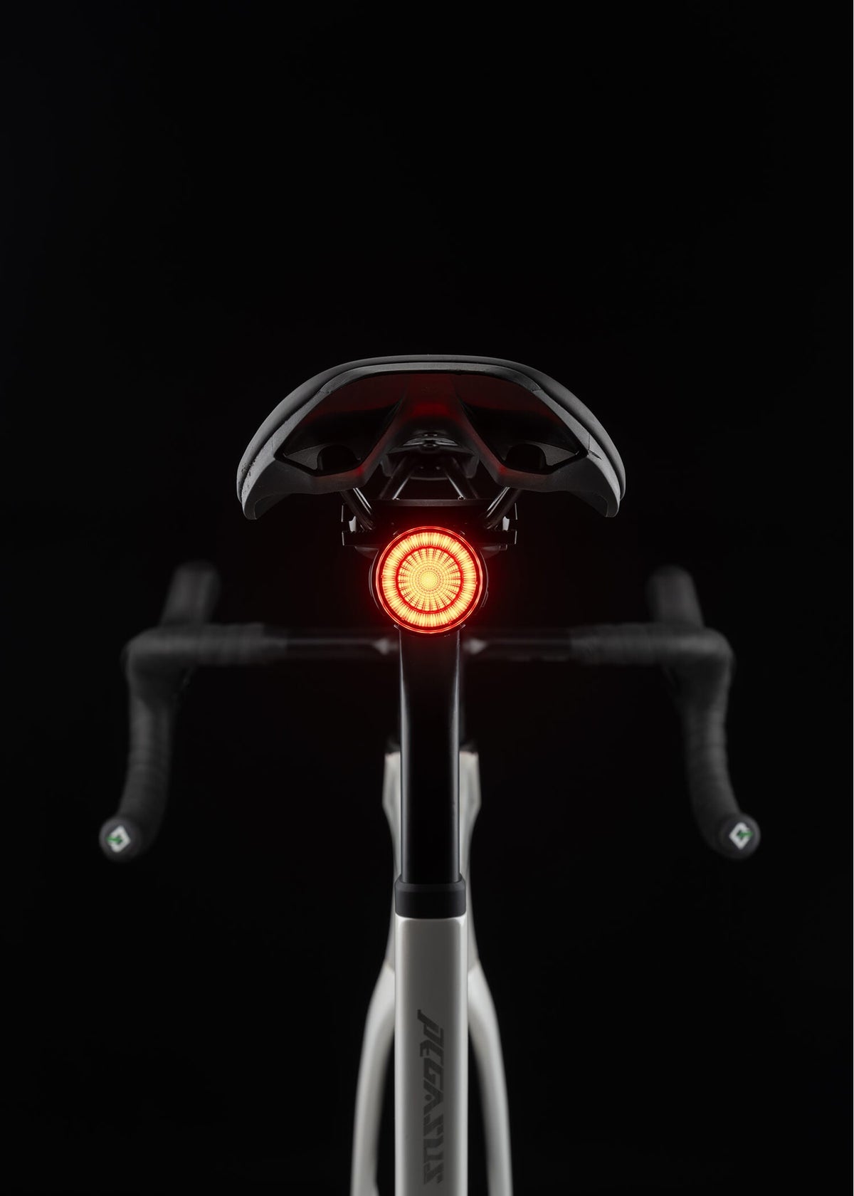 Road To Sky - SUPER6 Rear Light Anti-Lost USB-C