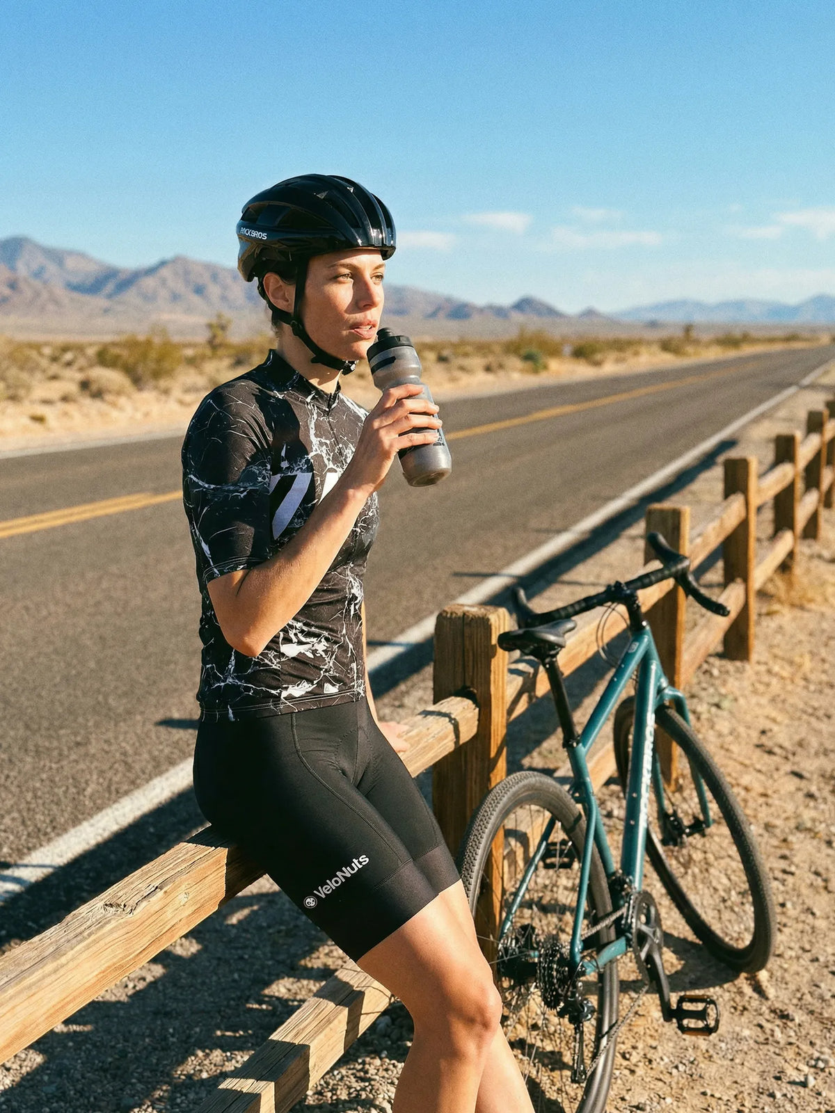 Women's Cycling Jersey Liquid Terrain#Type_Noir Marble