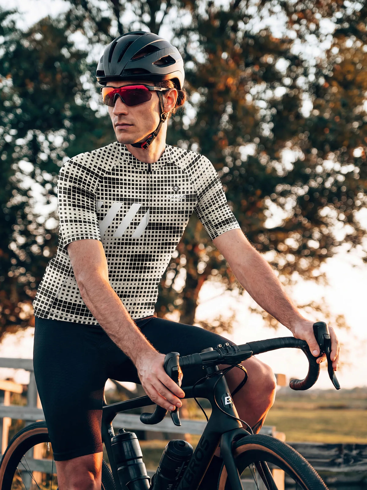 Men's Cycling Jersey Pixel Riot#Type_Mono Pixel Grid
